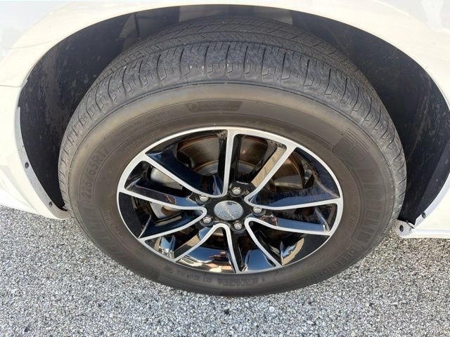 Used 2017 Dodge Grand Caravan GT FWD image 16