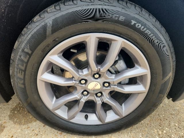 Used 2024 GMC Terrain SLT AWD/4WD image 12