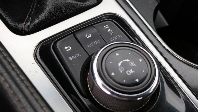 Used 2017 Nissan Maxima 3.5 SV image 12