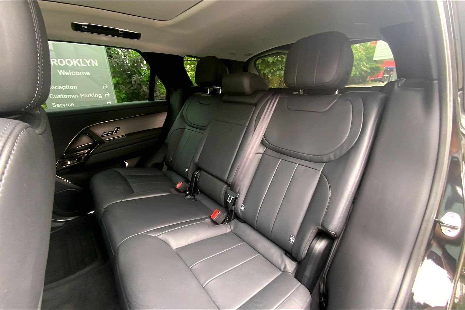 Certified 2024 Land Rover Range Rover Sport SE AWD/4WD image 20