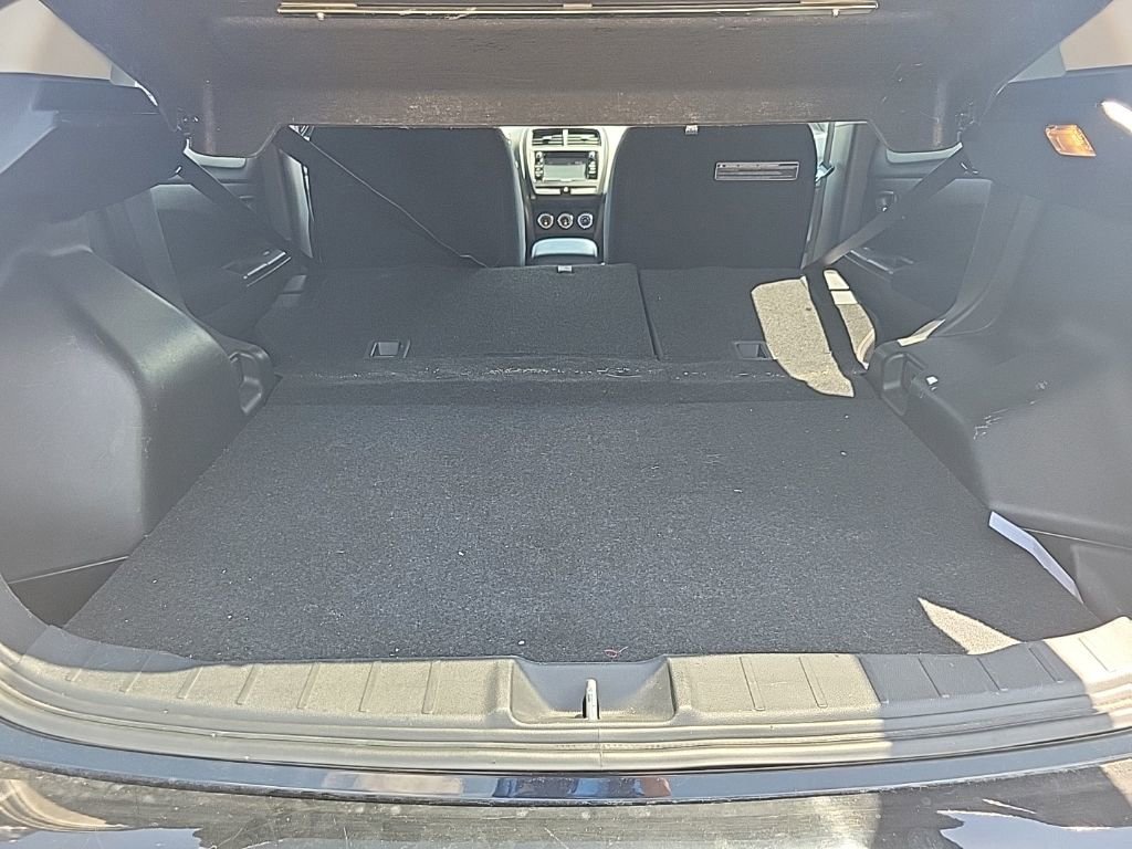Used 2018 Mitsubishi Outlander Sport ES AWD/4WD image 42