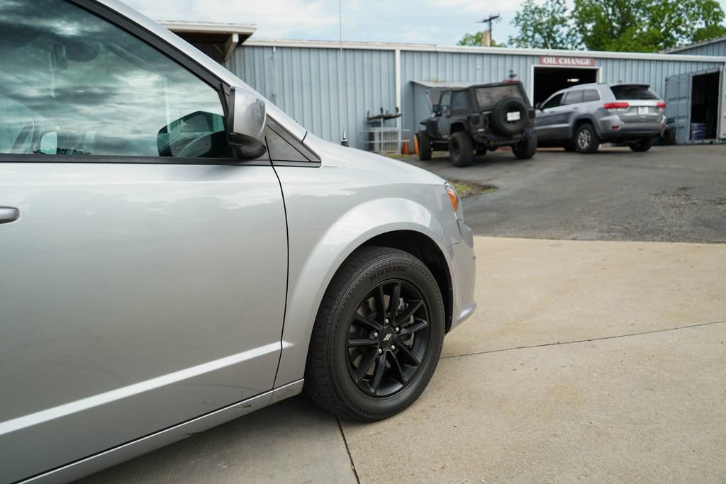 Used 2019 Dodge Grand Caravan GT FWD image 18