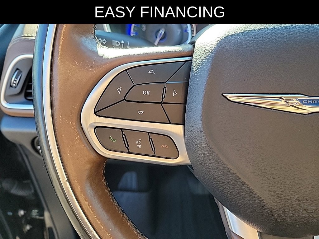 Used 2017 Chrysler Pacifica Limited w/ UConnect Theater Package FWD image 23