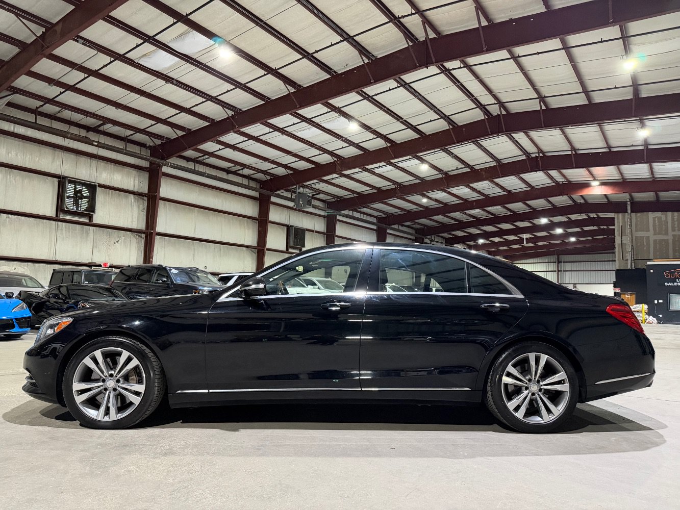 Used 2015 Mercedes-Benz S 550 4MATIC Sedan image 8