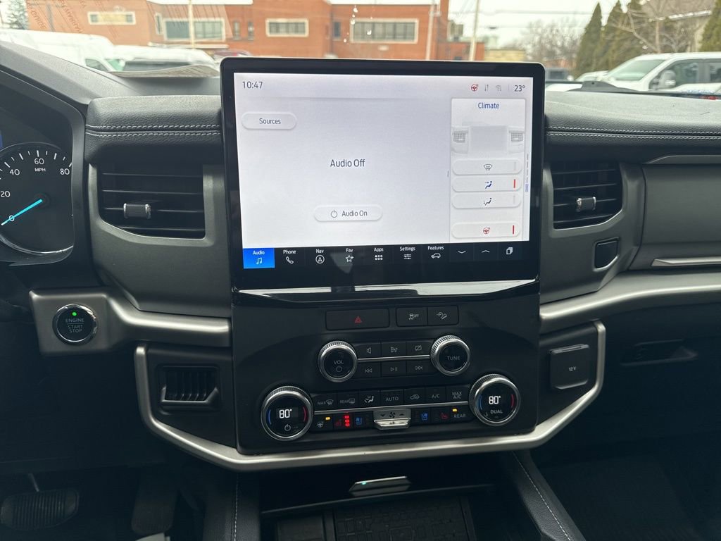 Certified 2022 Ford Expedition Max XLT image 6