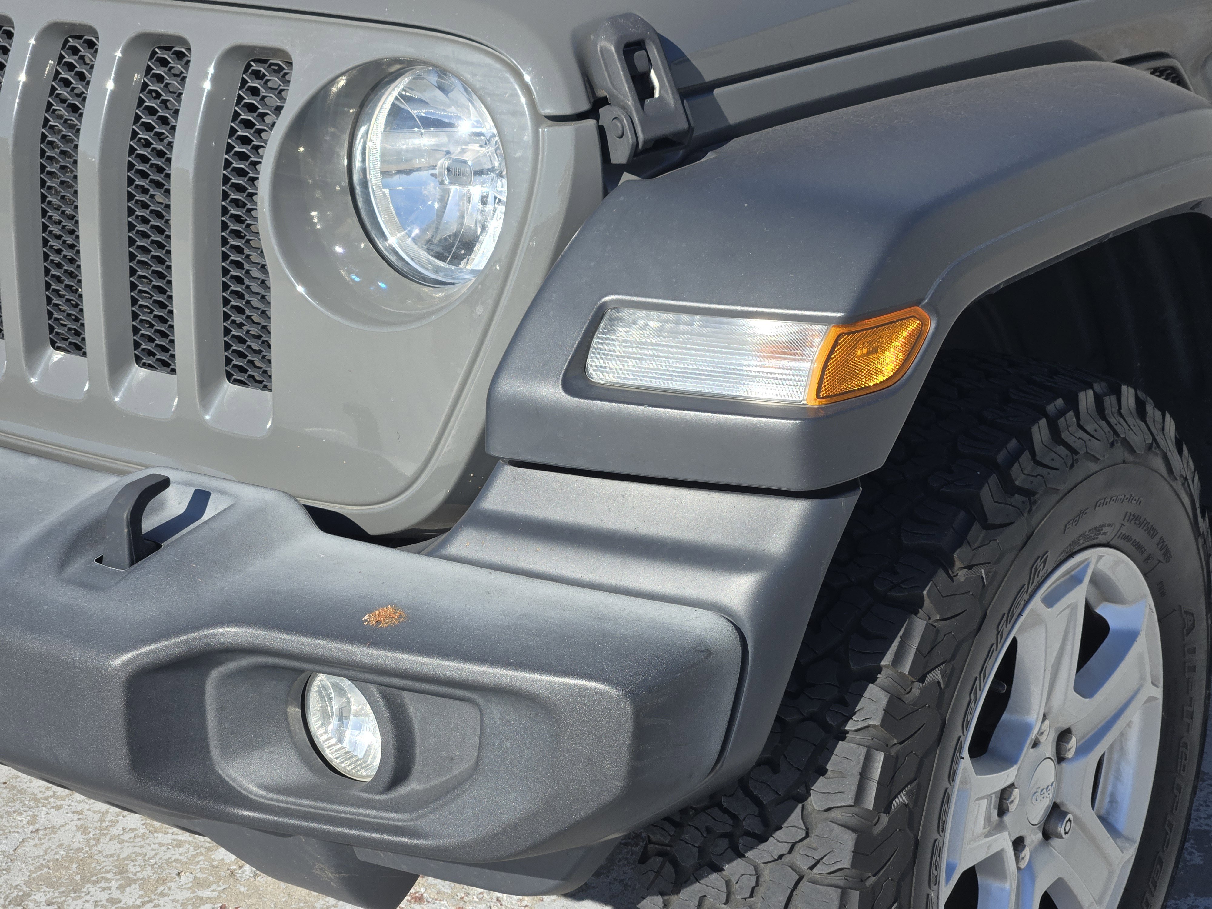 Used 2020 Jeep Wrangler Sport S image 11