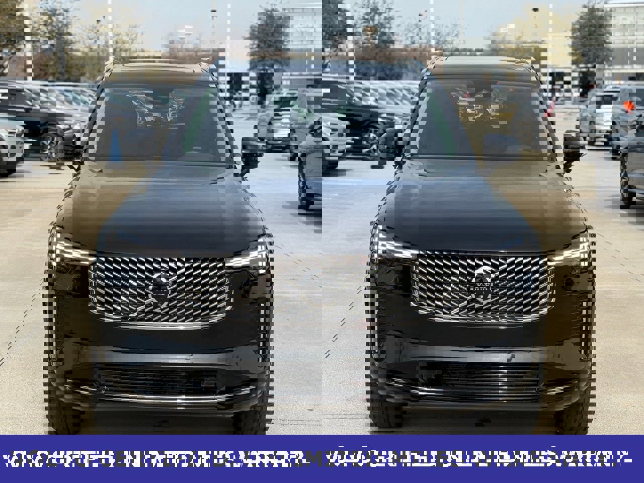 Certified 2025 Volvo XC90 B6 Plus image 4