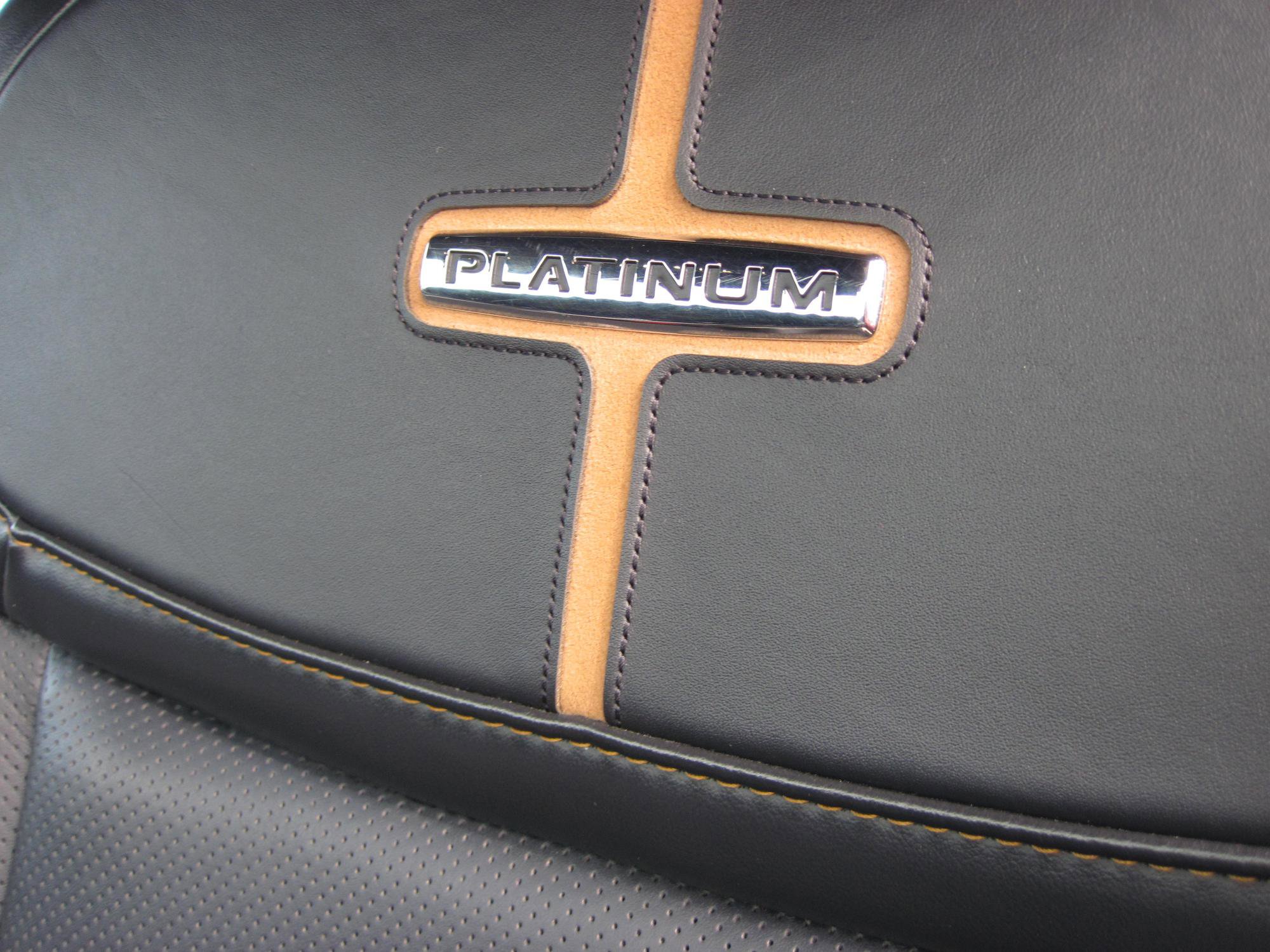 Used 2023 Ford F150 Platinum image 13