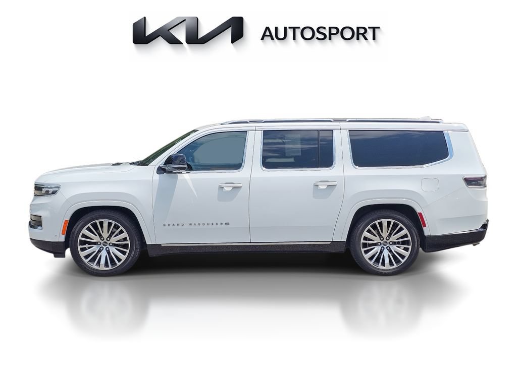 Used 2023 Jeep Grand Wagoneer L Series III AWD/4WD image 13