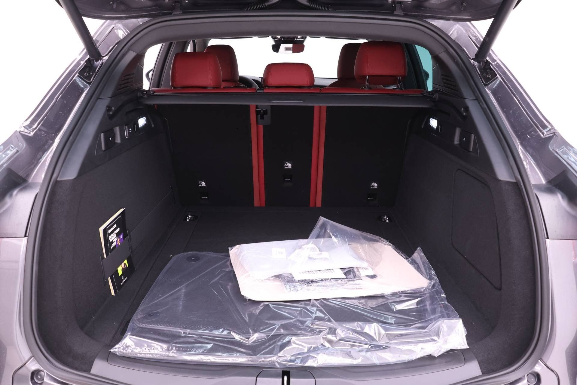 New 2026 Maserati Grecale Modena image 14