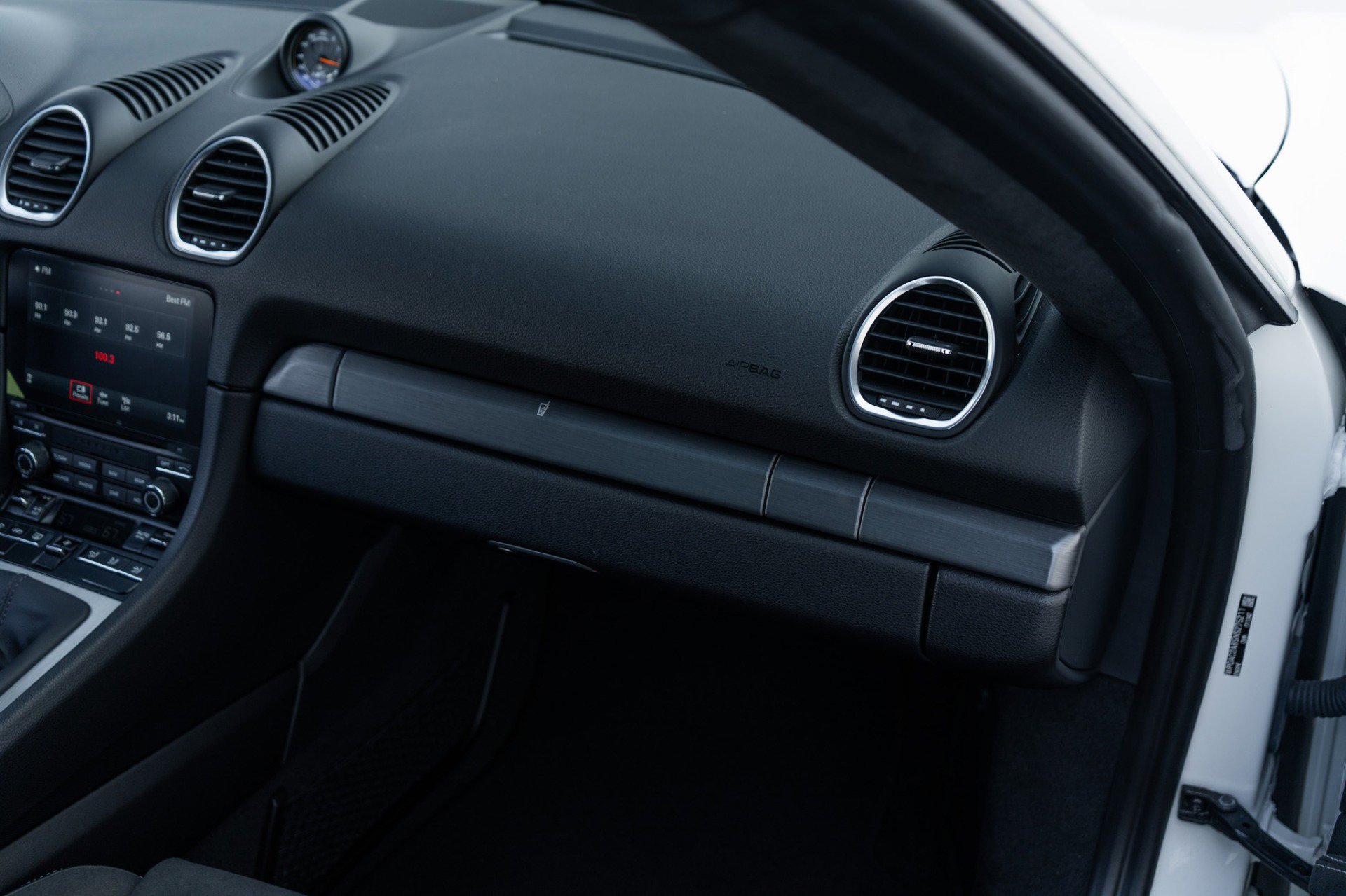 Used 2022 Porsche 718 Cayman GT4 image 21