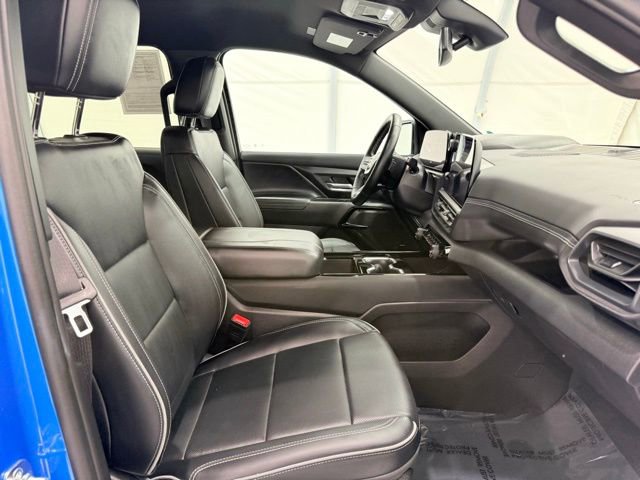 Used 2025 Chevrolet Silverado EV LT image 20