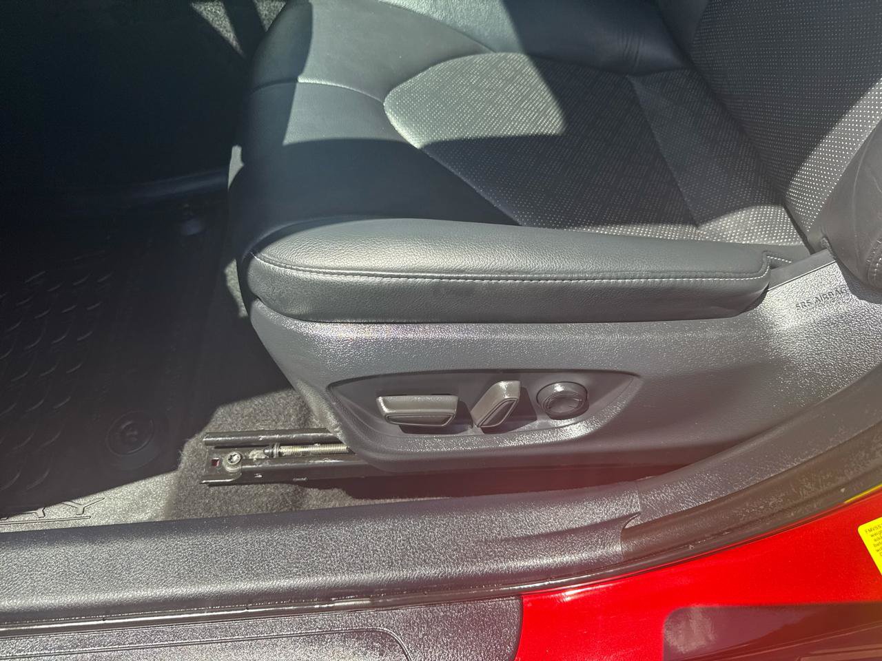 Used 2024 Toyota Camry XSE FWD image 11