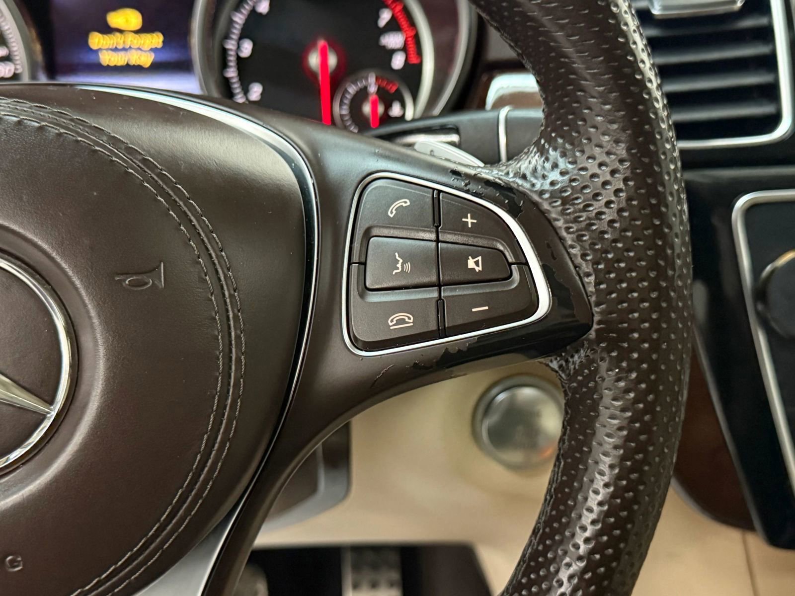 Used 2019 Mercedes-Benz GLS 450 4MATIC w/ Premium 1 Package image 31