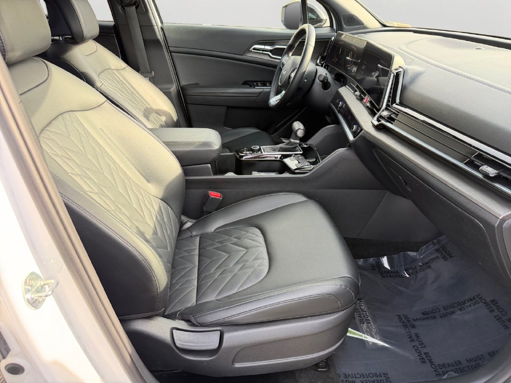 Used 2024 Kia Sportage X-Line w/ X-Line Premium Package AWD/4WD image 12