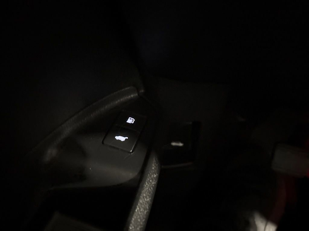 Used 2025 Honda Passport Black Edition image 18