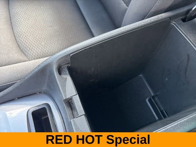 Used 2023 Chevrolet Malibu LT image 28