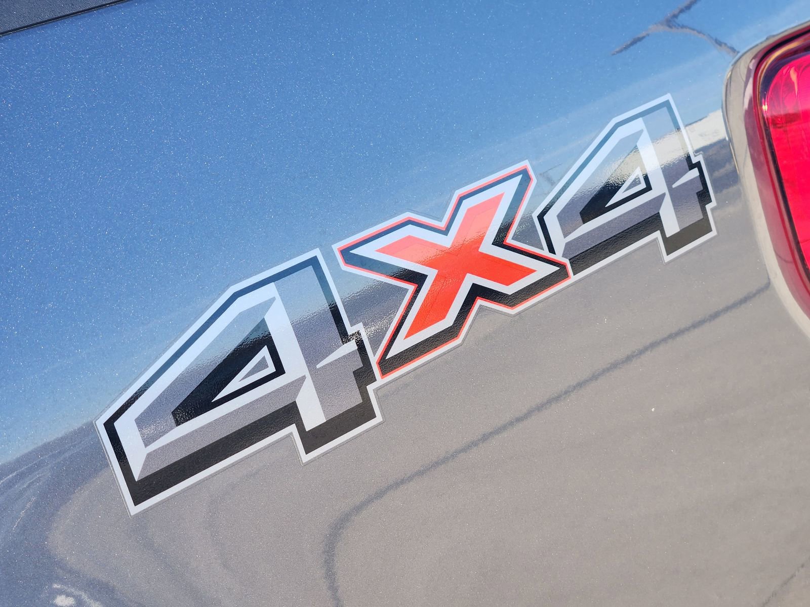 Used 2023 Ford F150 Lariat w/ Equipment Group 502A High image 14