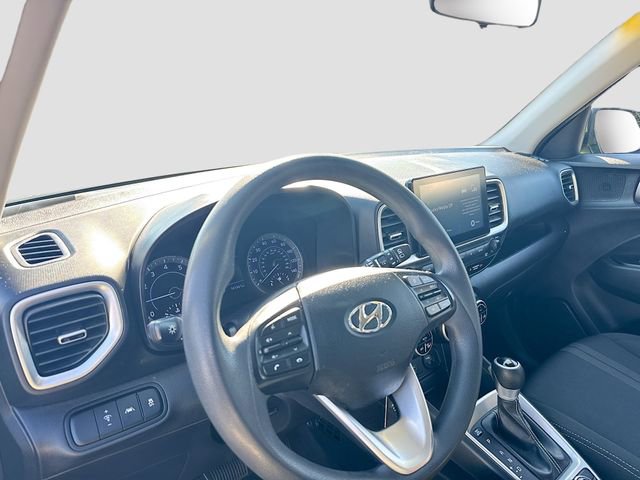 Used 2020 Hyundai Venue SEL image 9