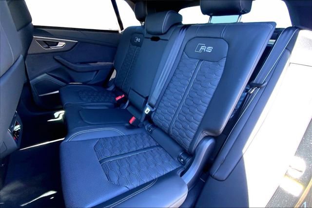 New 2026 Audi RS Q8 performance image 9