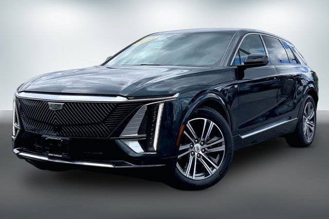 Used 2024 Cadillac Lyriq Luxury AWD/4WD image 12