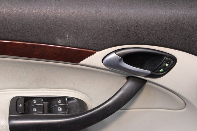 Used 2008 Saab 9-3 2.0T w/ Moonroof Package image 15