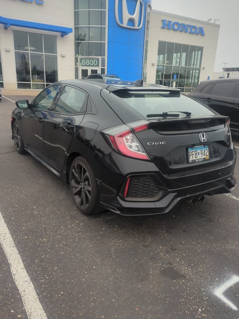 Used 2017 Honda Civic Sport image 4