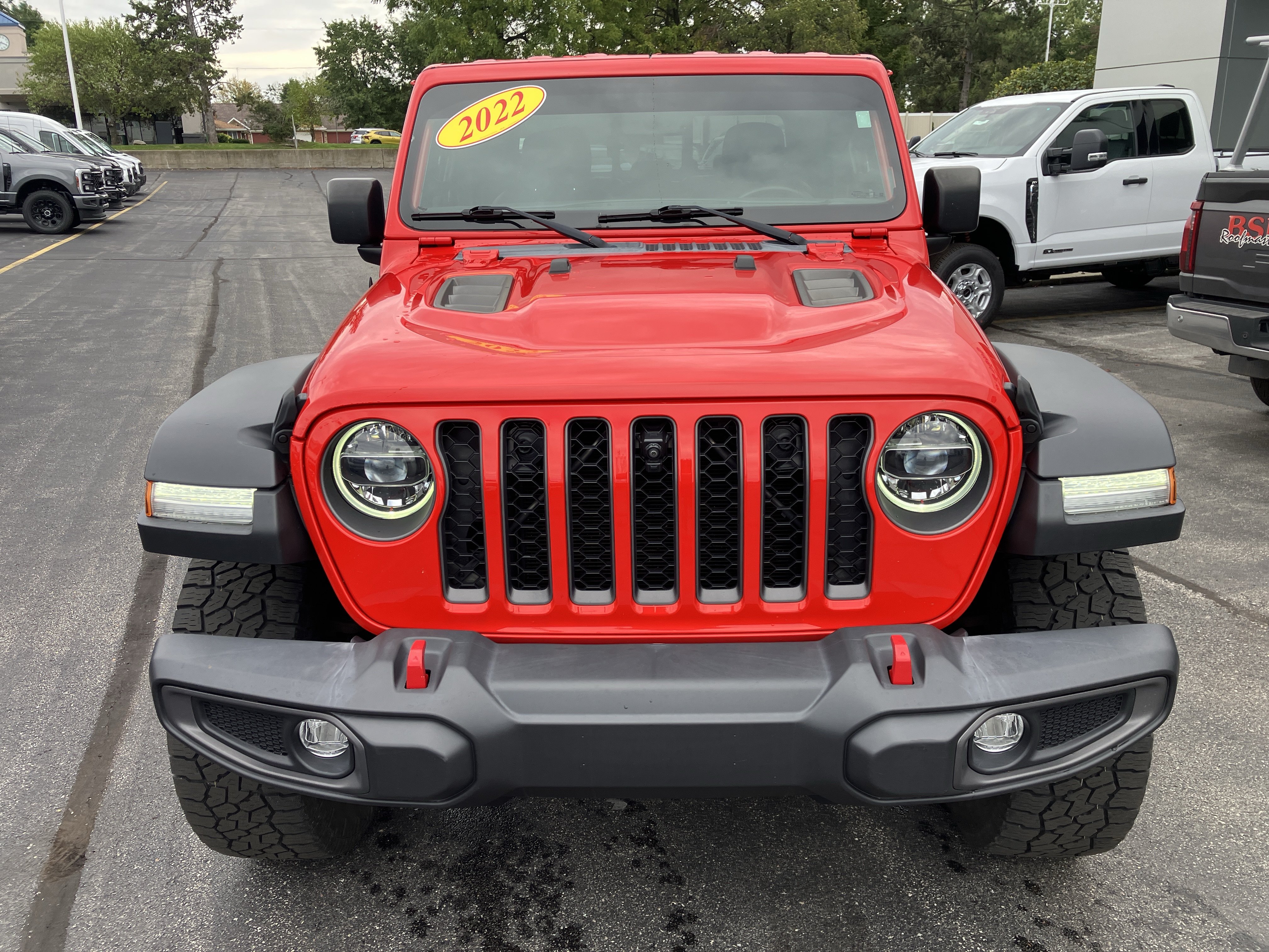 Used 2022 Jeep Gladiator Rubicon w/ LED Lighting Group AWD/4WD image 2