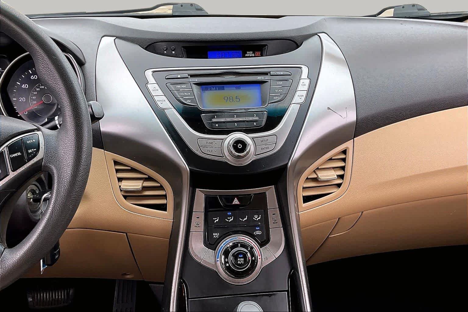 Used 2013 Hyundai Elantra GLS FWD image 7