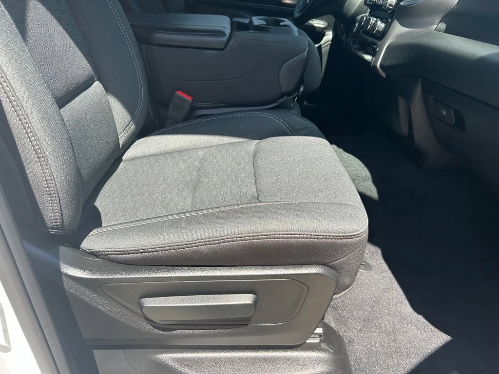 Used 2025 RAM 1500 Big Horn RWD image 33
