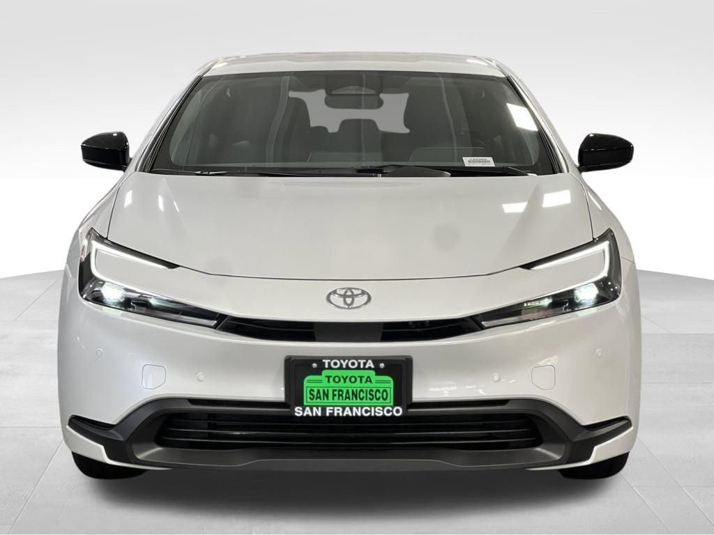 New 2026 Toyota Prius LE FWD image 5