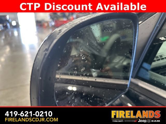 New 2025 Jeep Compass Latitude w/ Sun & Sound Group image 12