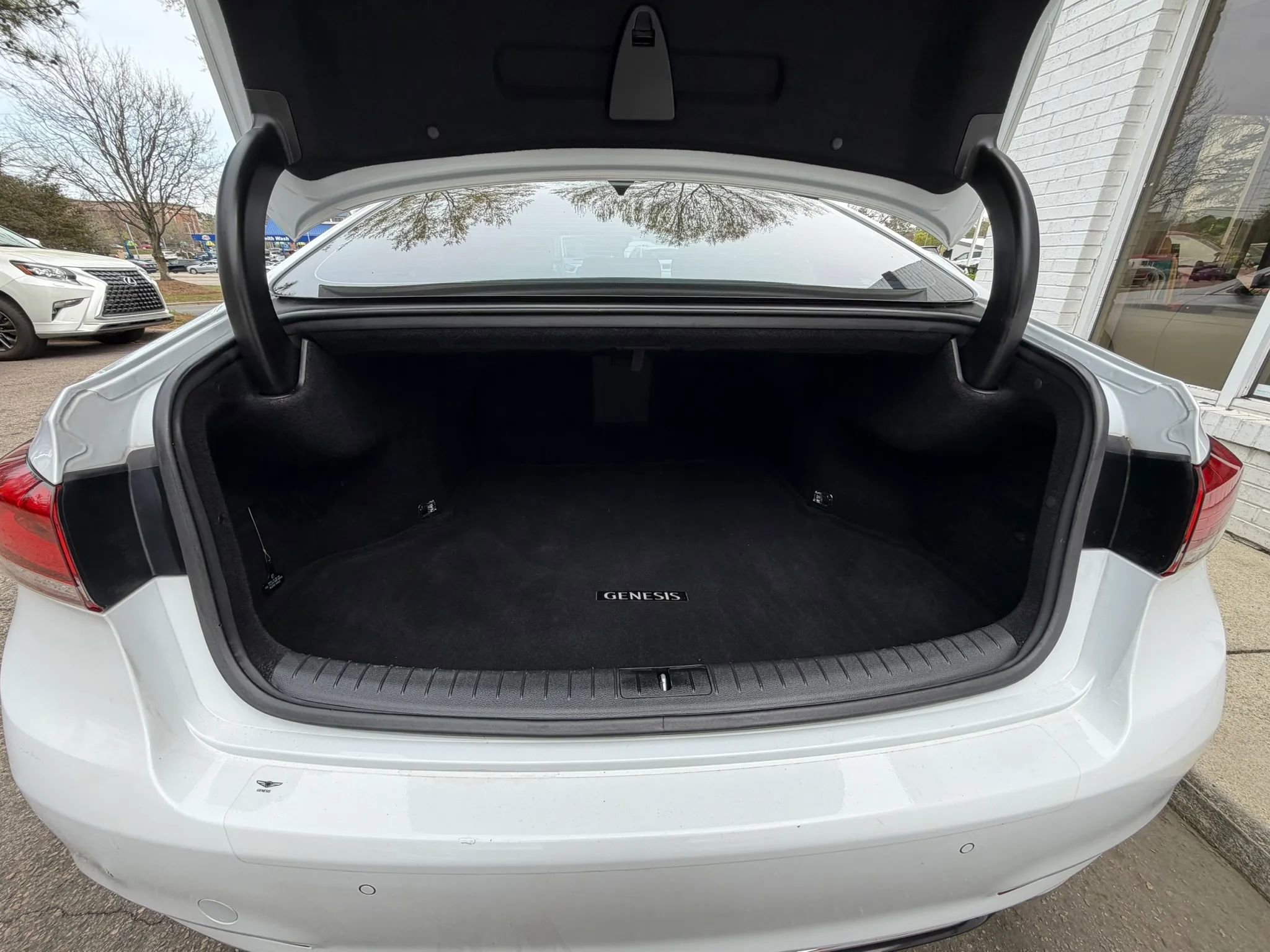 Used 2019 Genesis G80 5.0 Ultimate image 16