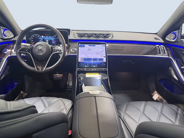 New 2026 Mercedes-Benz Maybach S 680 4MATIC image 6