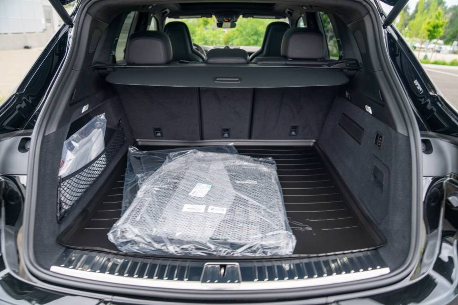 New 2026 Porsche Cayenne GTS AWD/4WD image 29