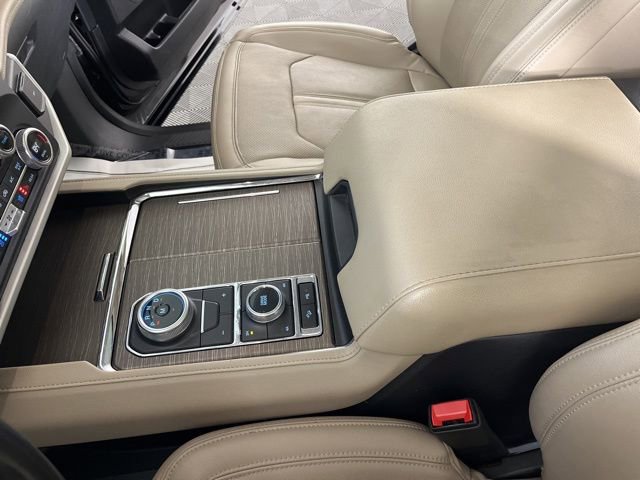 Used 2023 Ford Expedition Limited image 30