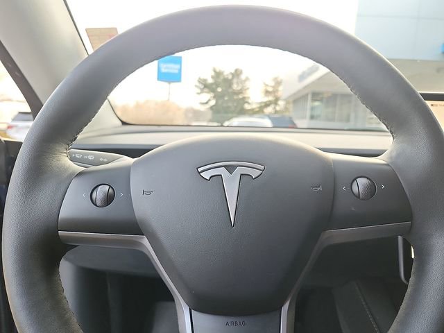 Used 2023 Tesla Model Y Performance image 20