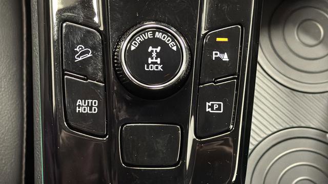 Used 2025 Kia Sportage SX Prestige image 37