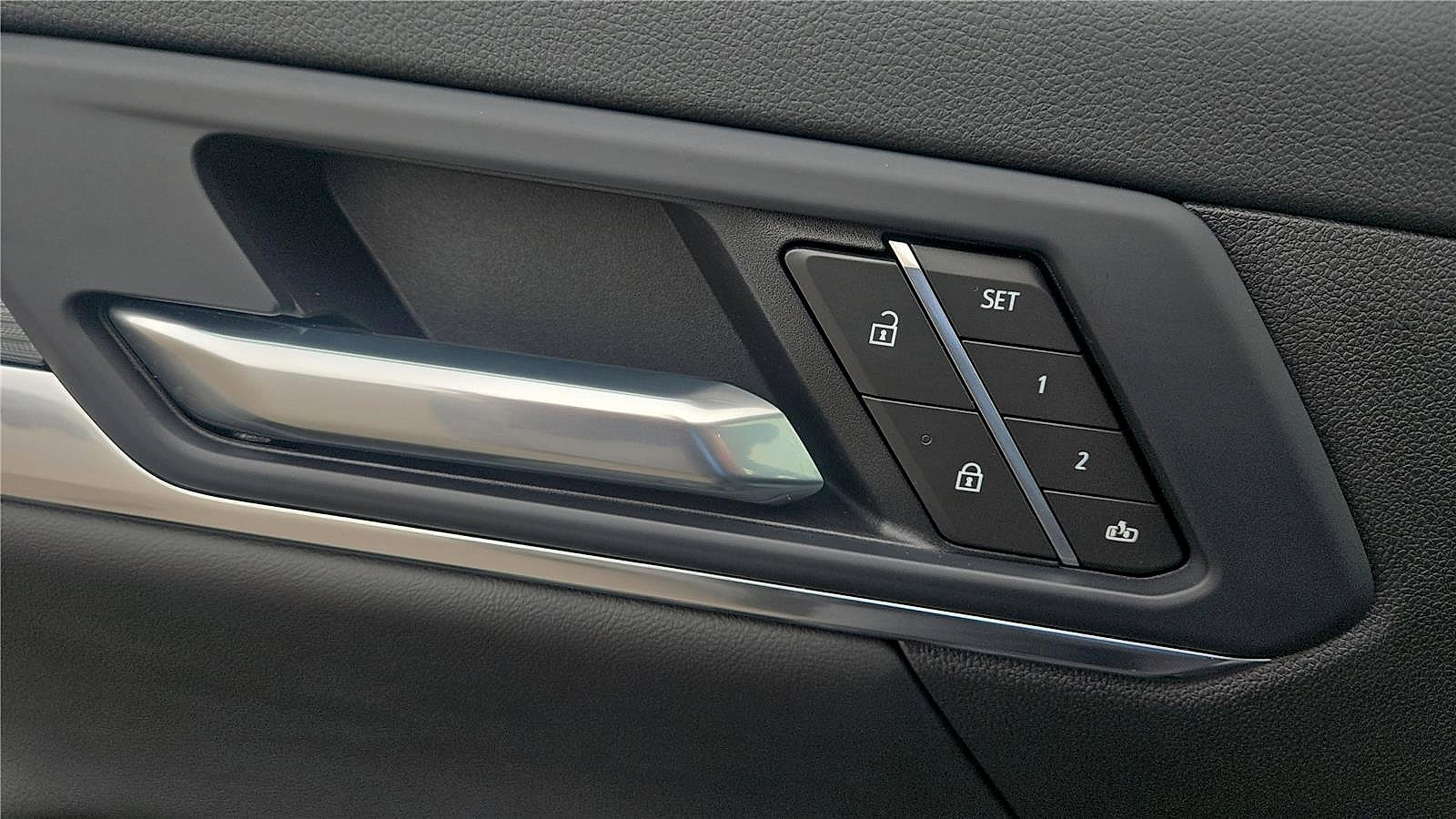New 2026 GMC Terrain Elevation w/ Elevation Premium Package AWD/4WD image 31