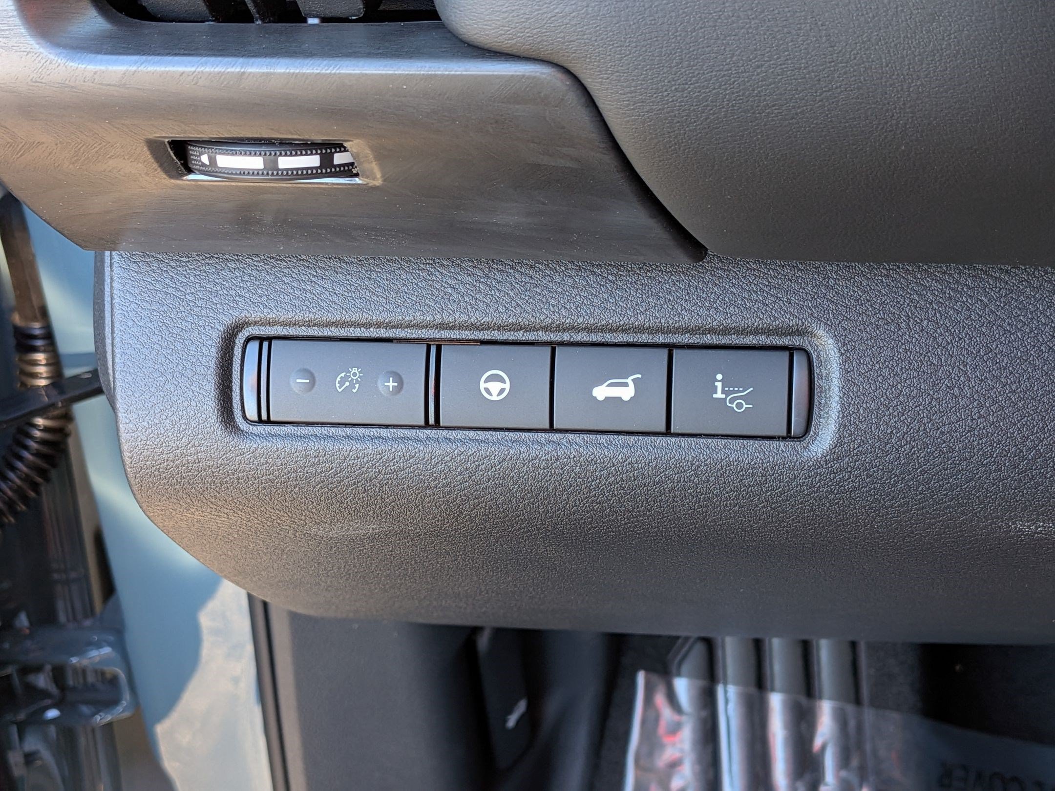 New 2026 Nissan Pathfinder Platinum FWD image 13