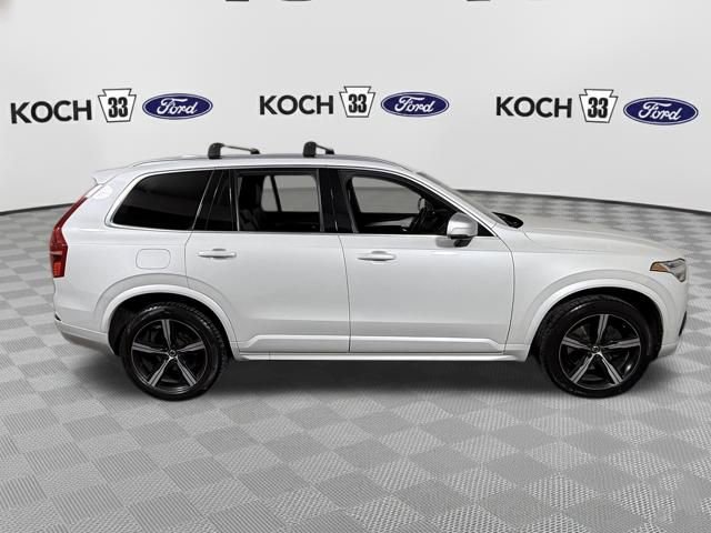 Used 2019 Volvo XC90 T5 R-Design image 9