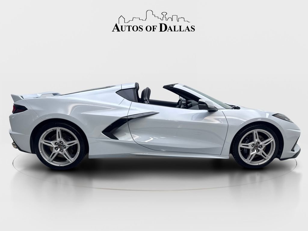 Used 2021 Chevrolet Corvette Stingray Coupe w/ Z51 Performance Package RWD image 10