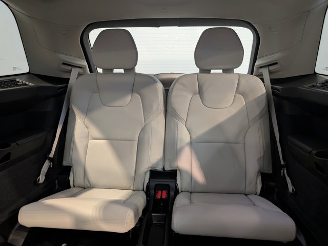 New 2026 Volvo XC90 B6 Ultra image 29