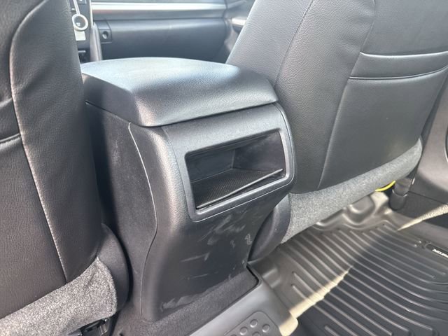 Used 2012 Toyota Camry SE FWD image 19