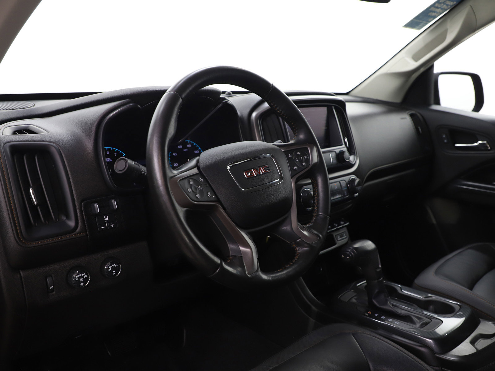 Used 2021 GMC Canyon AT4 w/ Driver Alert Package image 17