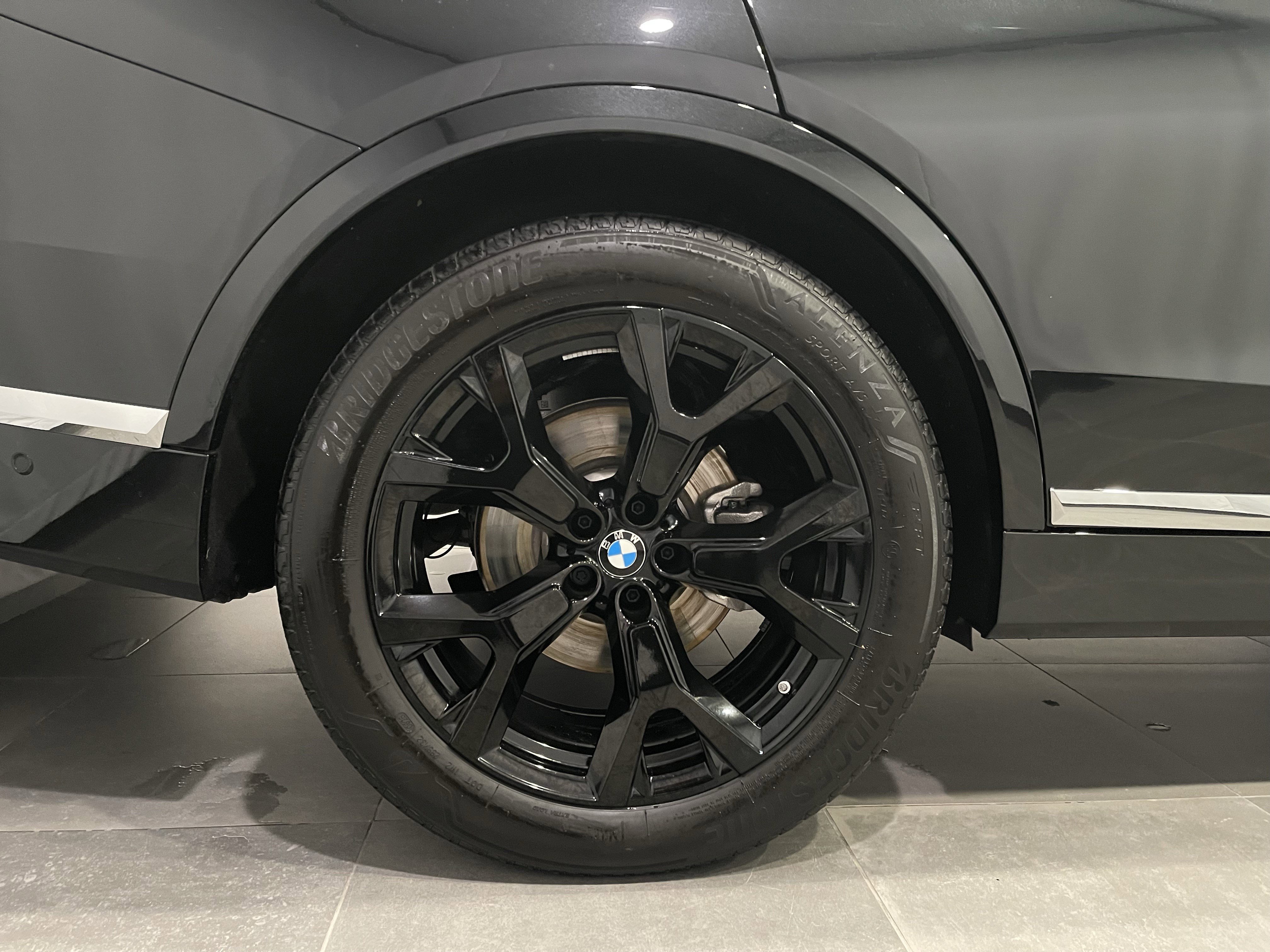 Used 2026 BMW X7 xDrive40i image 9