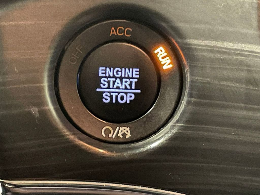 Used 2021 Jeep Grand Cherokee Limited image 28