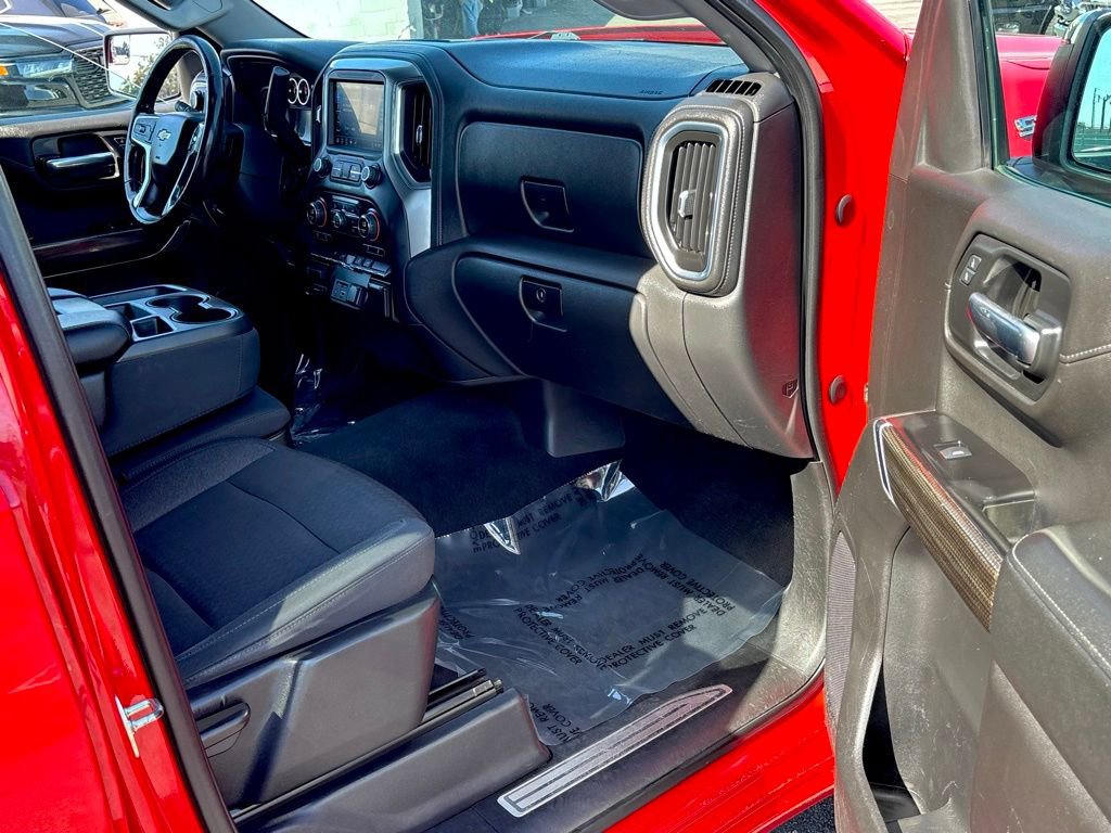 Used 2020 Chevrolet Silverado 1500 LT w/ Texas Edition image 28