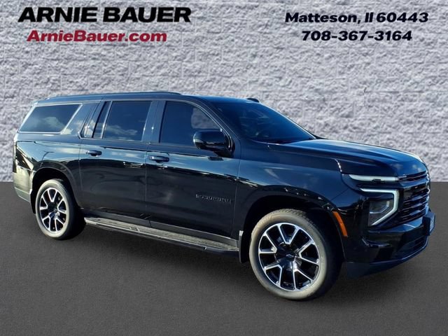 Used 2025 Chevrolet Suburban RST w/ Comfort Package AWD/4WD image 1