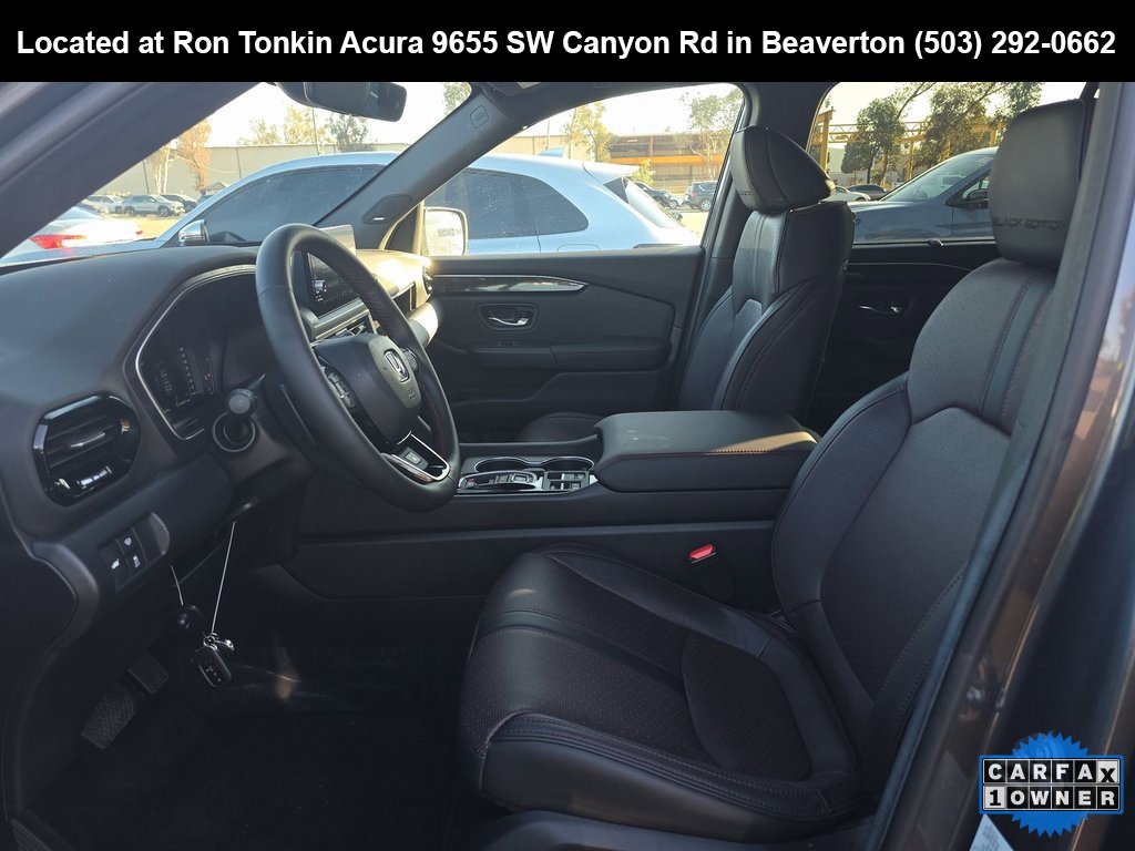 Used 2025 Honda Pilot Black Edition image 8